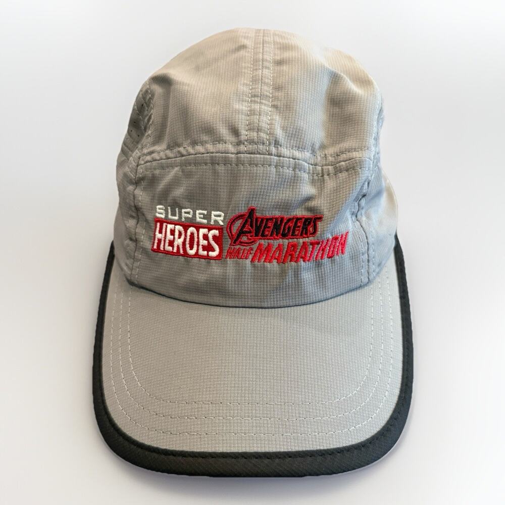 Marvel Mens Gray Super Heroes Avengers Half Marathon 5 Panel Strapback Hat Cap